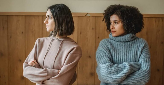 two-girls-trying-to-let-go-of-resentment-770x400 two-girls-trying-to-let-go-of-resentment